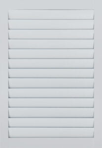 525 x 762_White_Shutters_Louver_114mm_Closed
